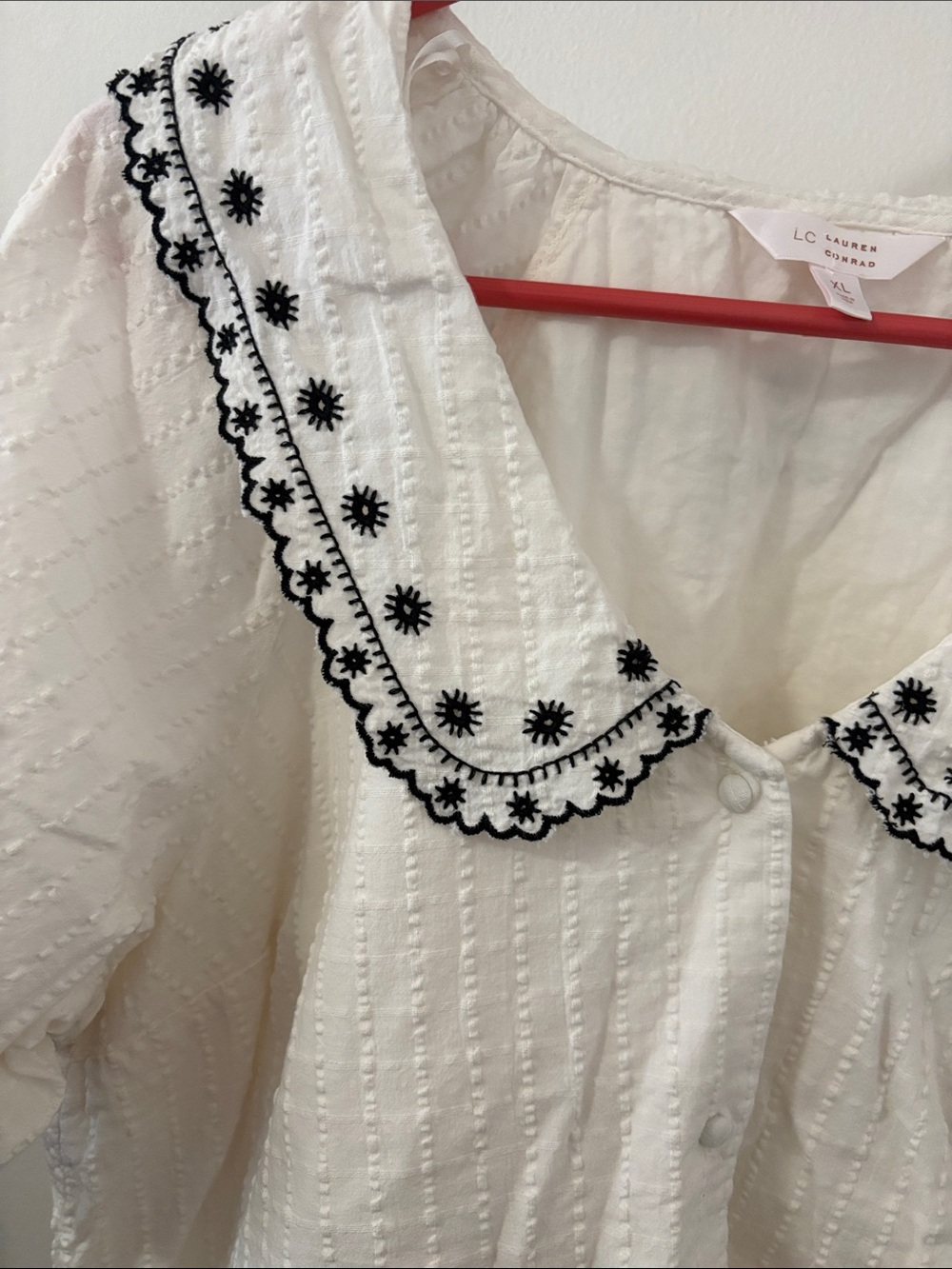 Lauren Conrad White Eyelet Blouse with Embroidered Peter Pan Collar - Picture 3 of 5